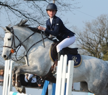Izabella Rogers bounces straight into form in the Pony Showjumper of the Year at Bicton Arena 